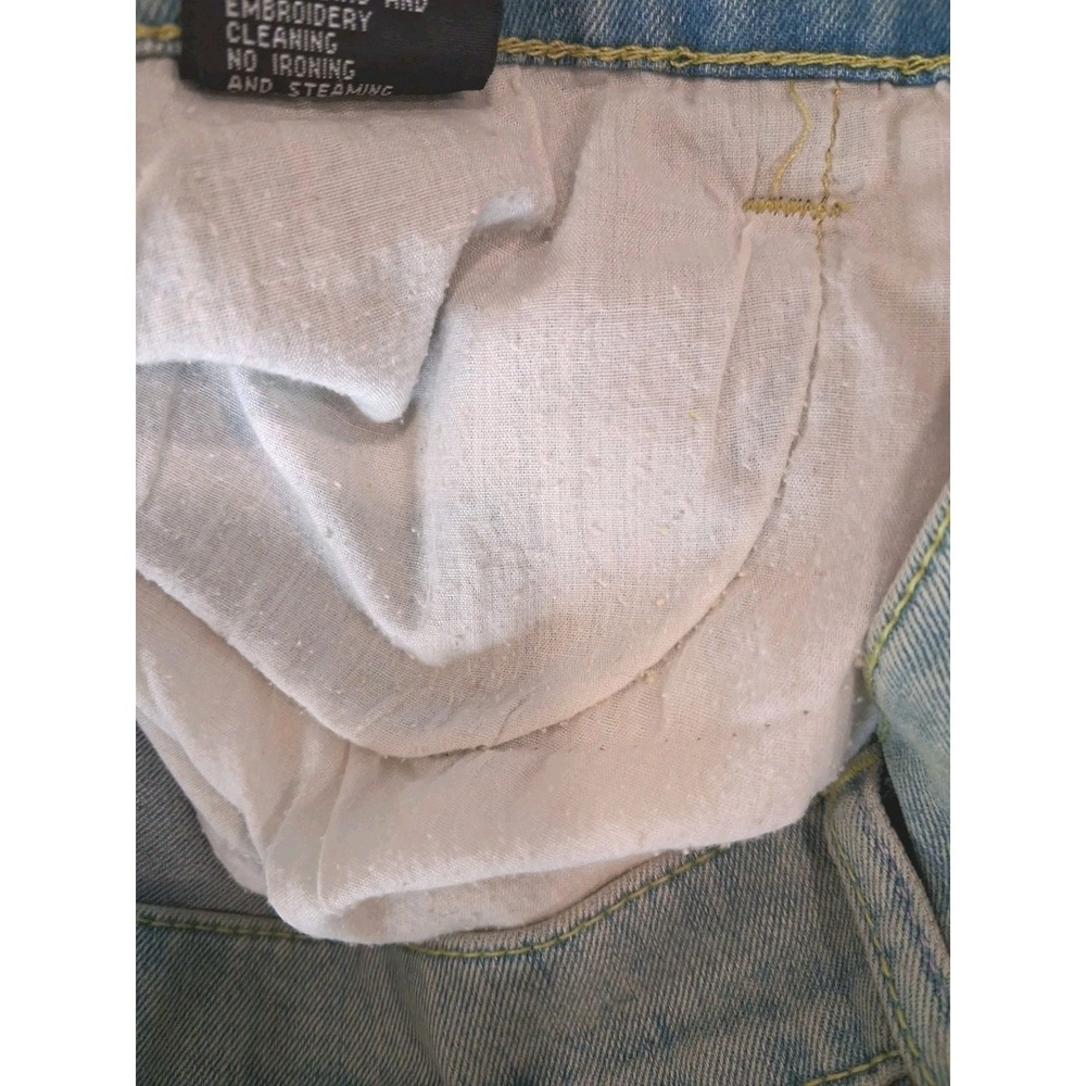 Z.I Jeans Wide Leg Cropped Light Wash Boho Paisley Hem High Rise Size 31 - Picture 11 of 11